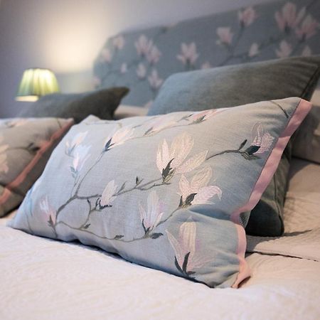 Bridge Cottage Bed And Breakfast Peterborough Bagian luar foto
