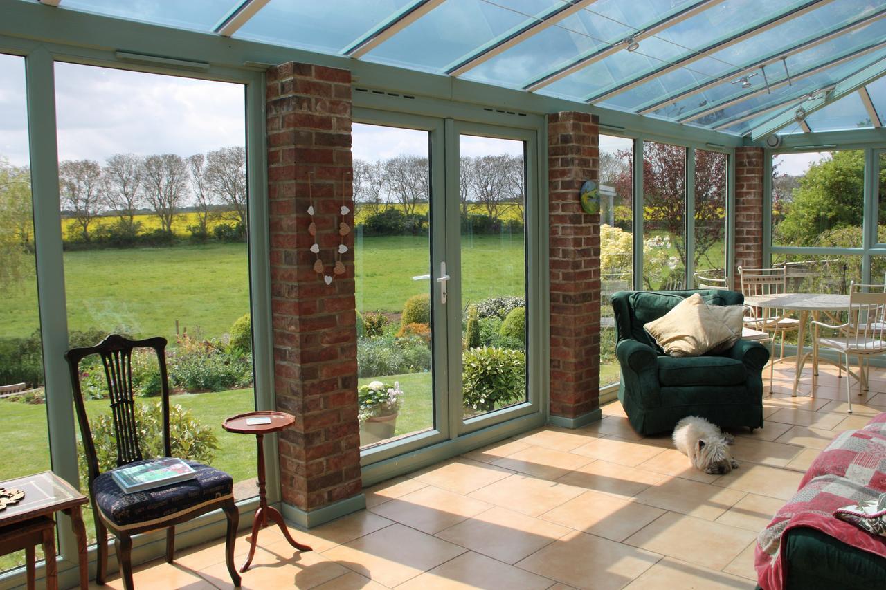 Bridge Cottage Bed And Breakfast Peterborough Bagian luar foto