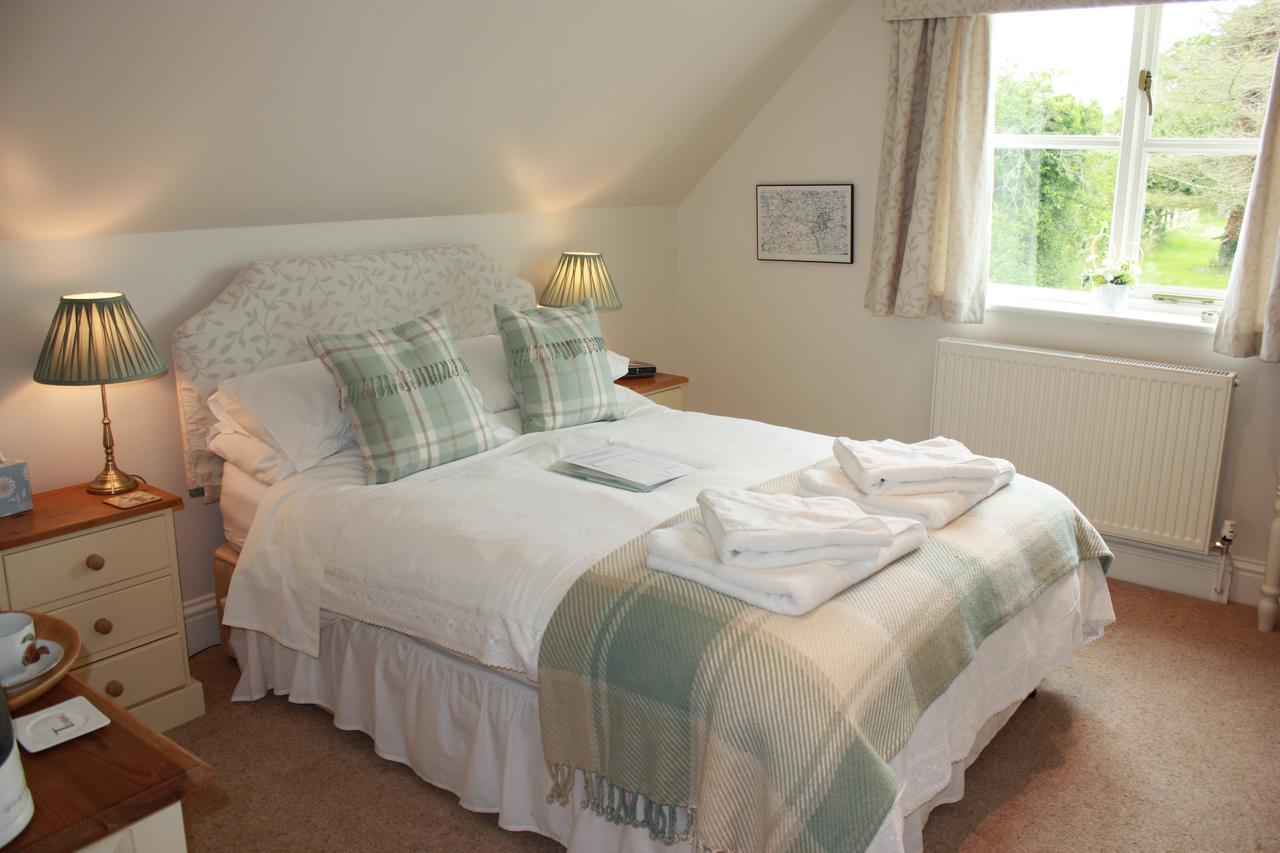 Bridge Cottage Bed And Breakfast Peterborough Bagian luar foto