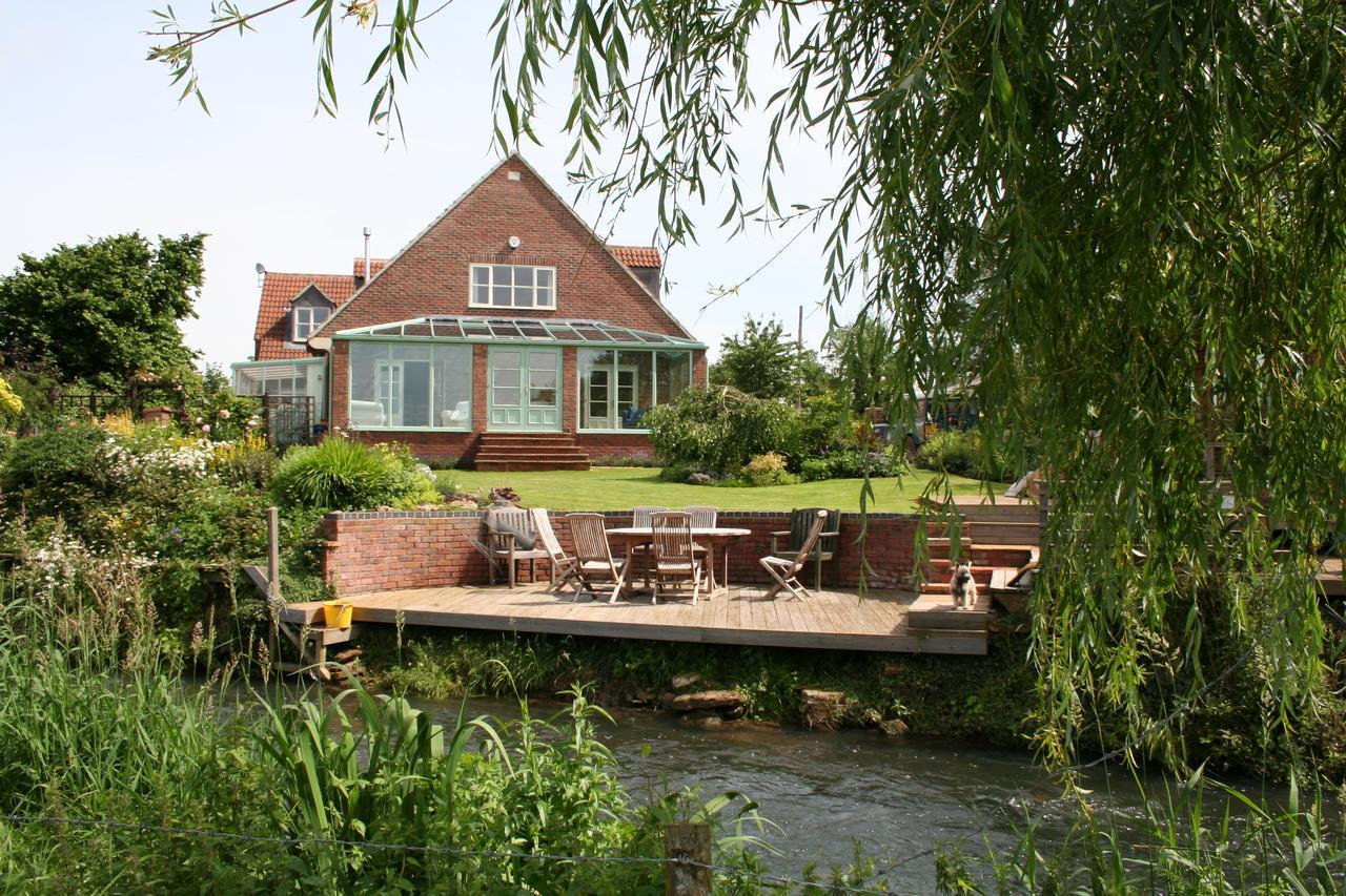 Bridge Cottage Bed And Breakfast Peterborough Bagian luar foto