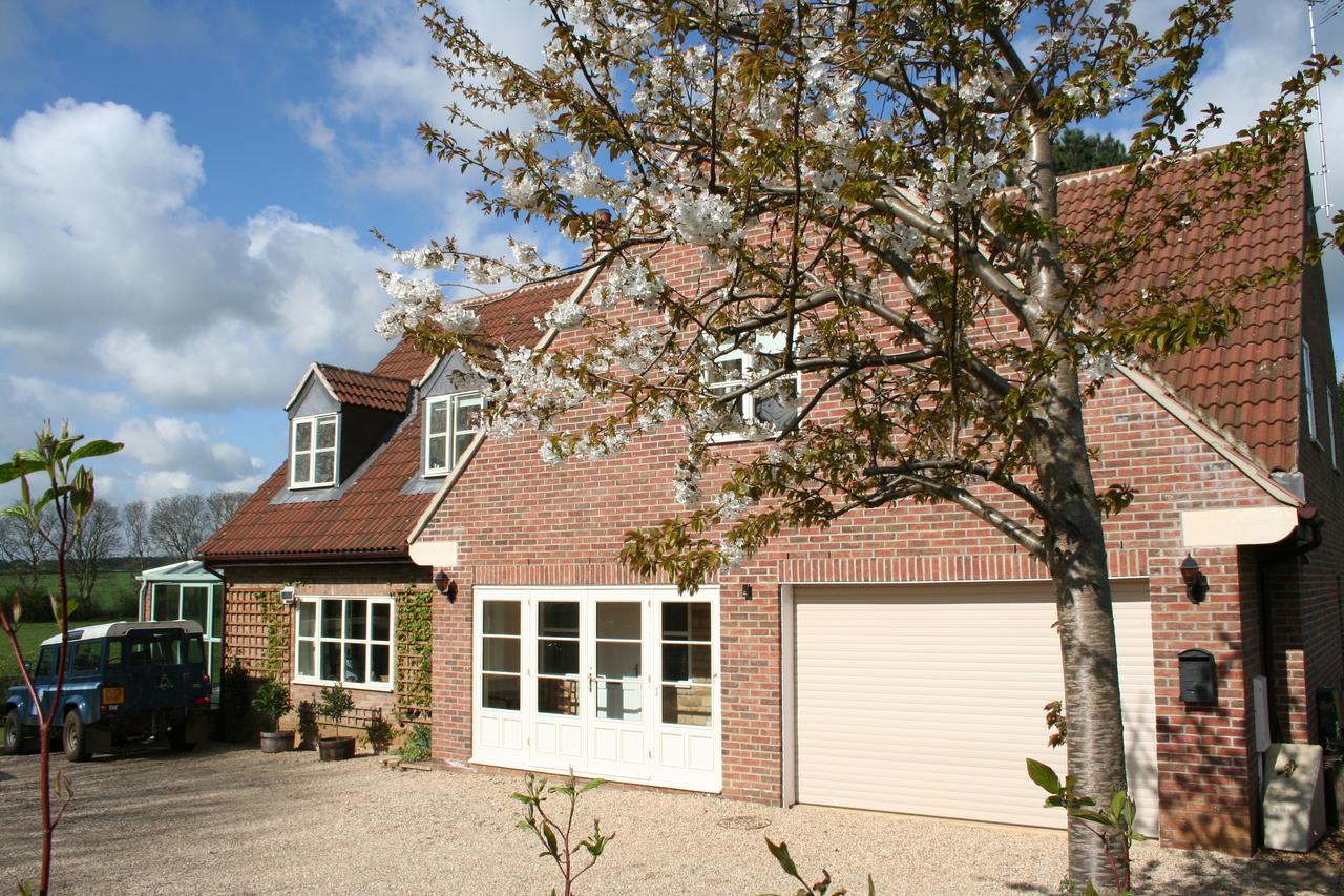 Bridge Cottage Bed And Breakfast Peterborough Bagian luar foto