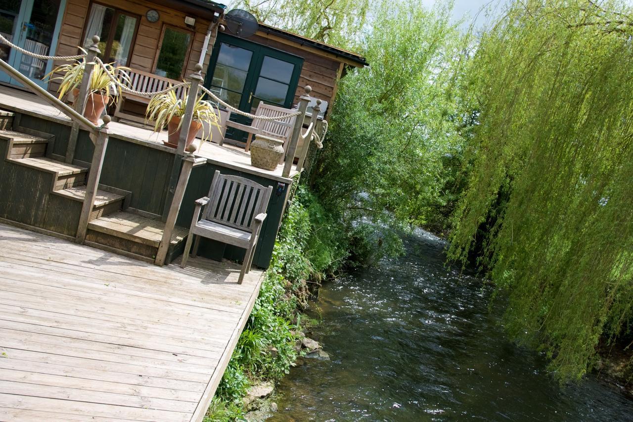 Bridge Cottage Bed And Breakfast Peterborough Bagian luar foto