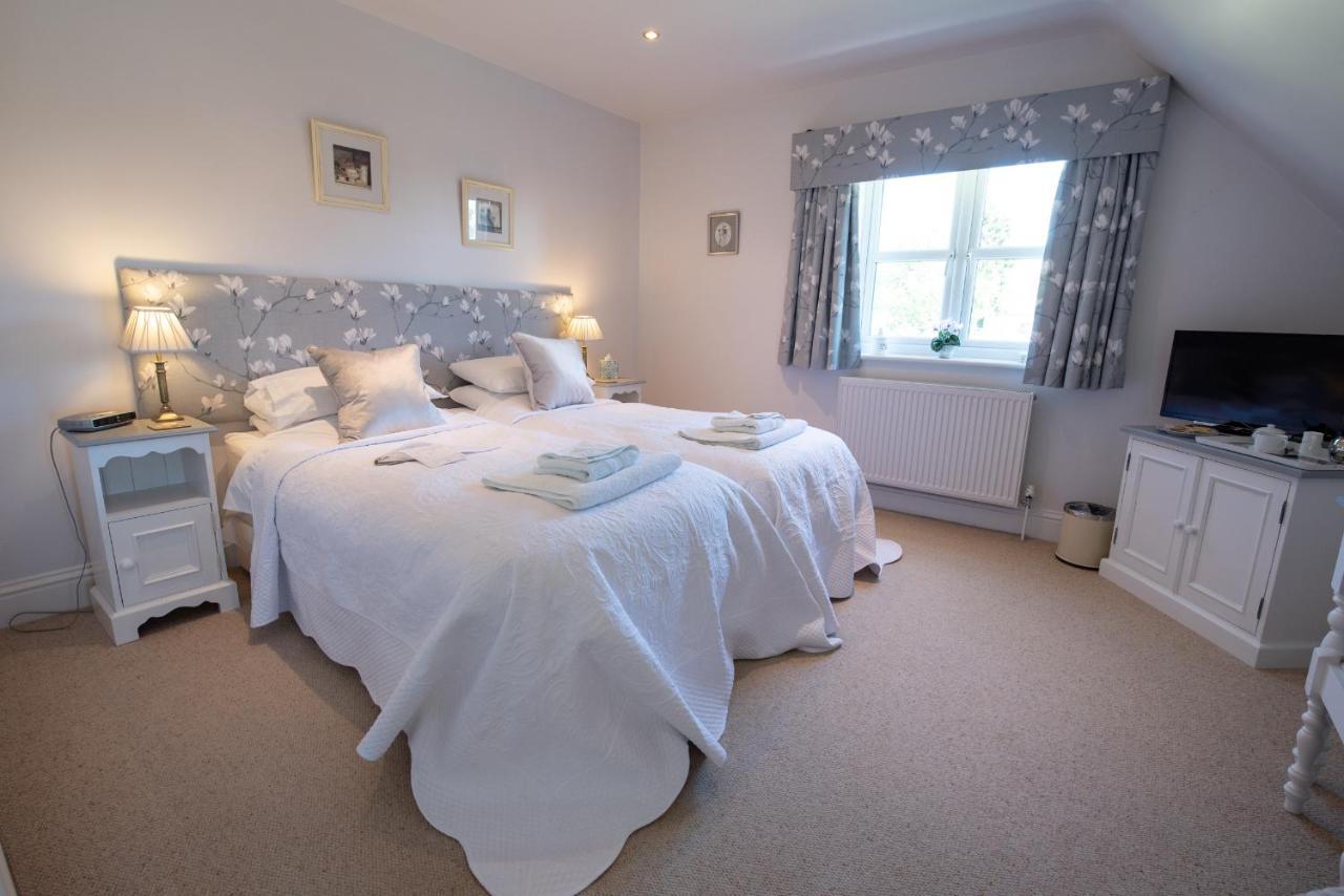 Bridge Cottage Bed And Breakfast Peterborough Bagian luar foto